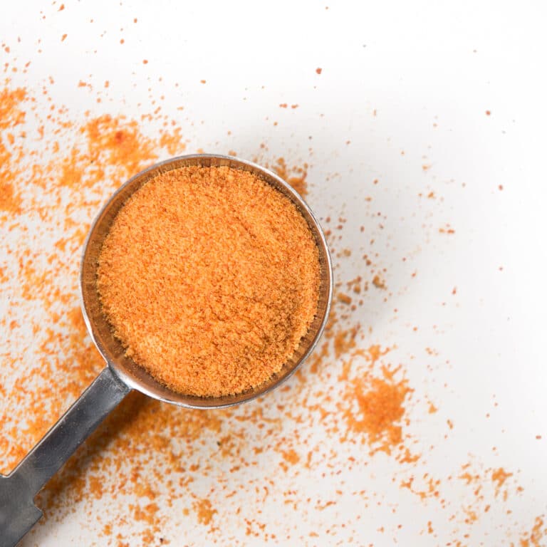 Freeze-dried carrot powder with sample